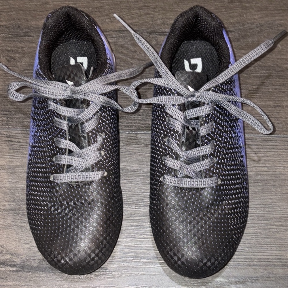 DSG Speed Viper Soccer Cleats Size 12 Black/Purple/Silver - Picture 7 of 13